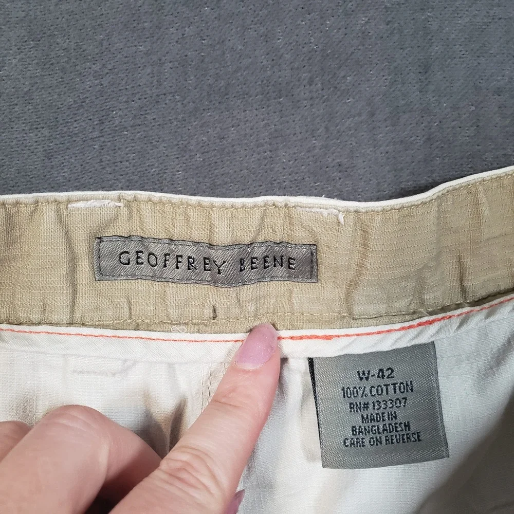 Geoffrey Beene Shorts Mens 42 Beige Cotton Ripstop Cargo Flat Front‎ Casual